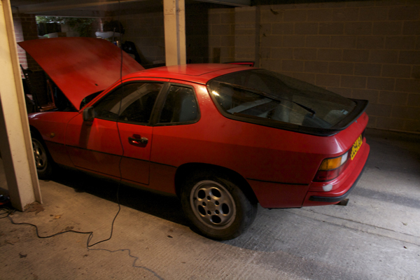 924S rear quarter view