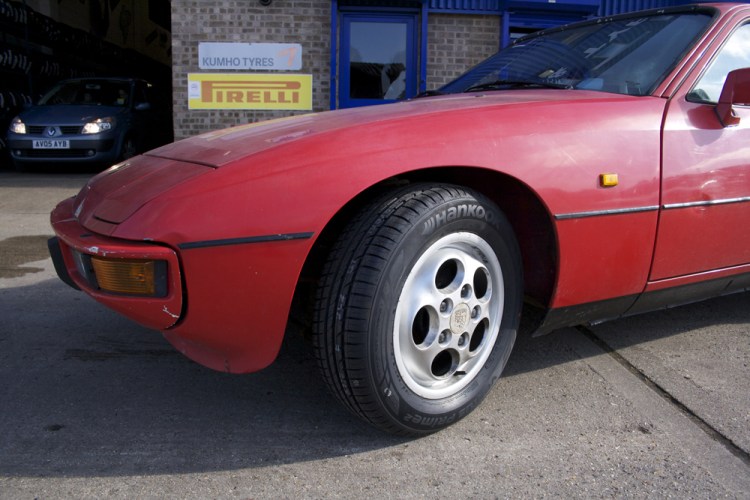Porsche 924S with Hankook Porsche 924S with Hankook Ventus Prime2