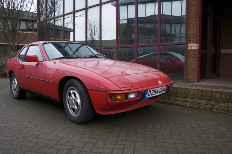 Porsche 924S Office Block 1 Porsche 924S Office Block
