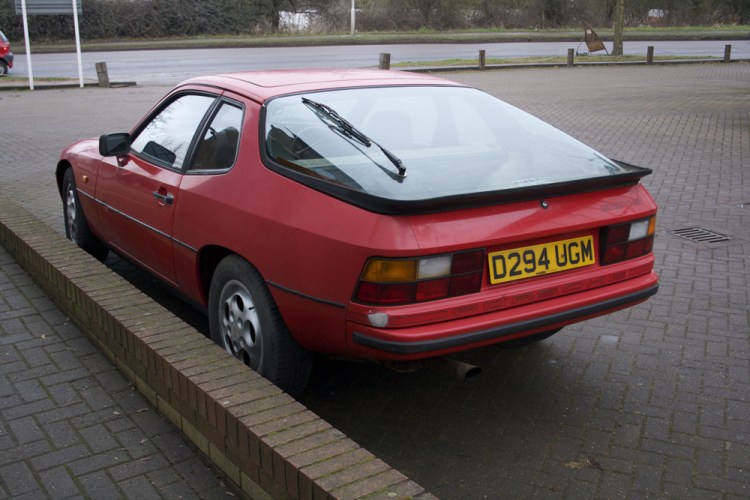 Porsche 924S Office Block
