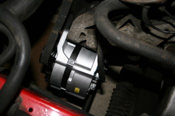 Refurbed 924S Alternator in situ Refurbed 924S Alternator in situ