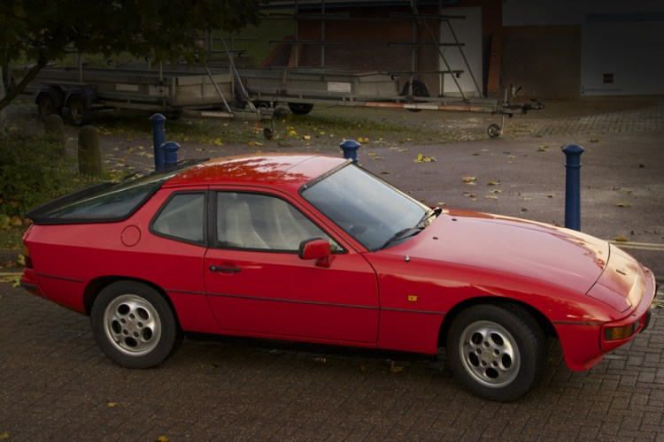 Porsche 924 S