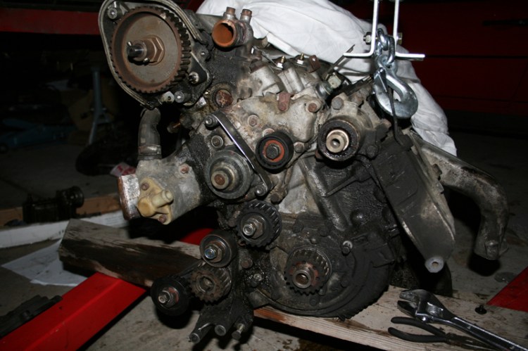 Porsche 924 S Engine Front
