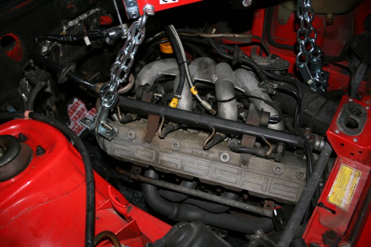 Porsche 924 S 2.5l Engine Lowering