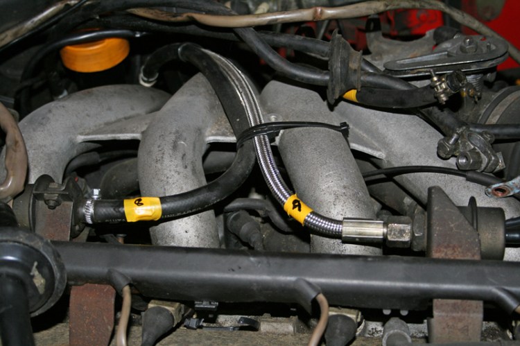 Porsche 924 S 2.5l Engine Fuel Hoses
