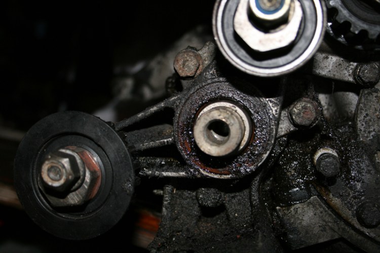 Porsche 924 S Lower Balance Shaft