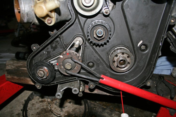 Porsche 924 S Roller Brace